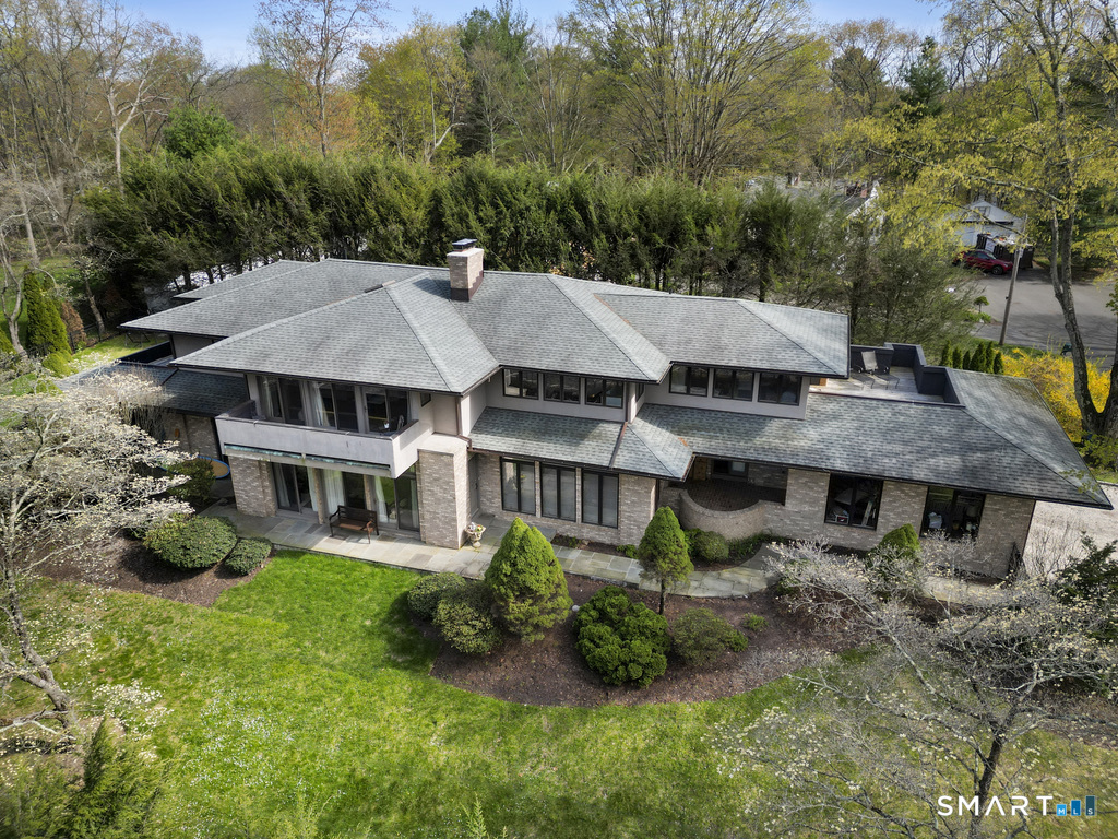34 Canoe Brook Road, Trumbull, CT 06611 | For Sale at $1,249,000