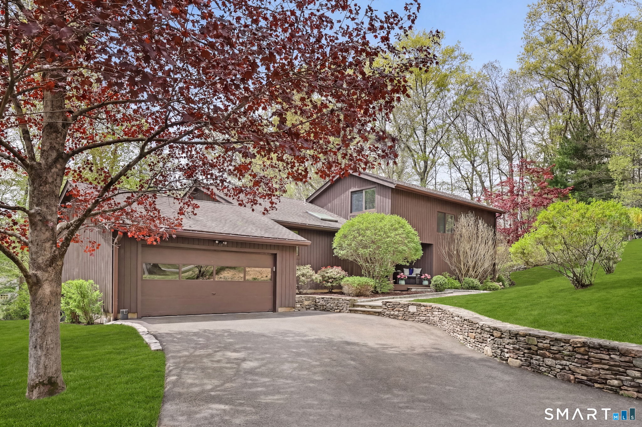 28 Pony Trail Road, Stamford, CT 06903 | For Sale at $1,295,000