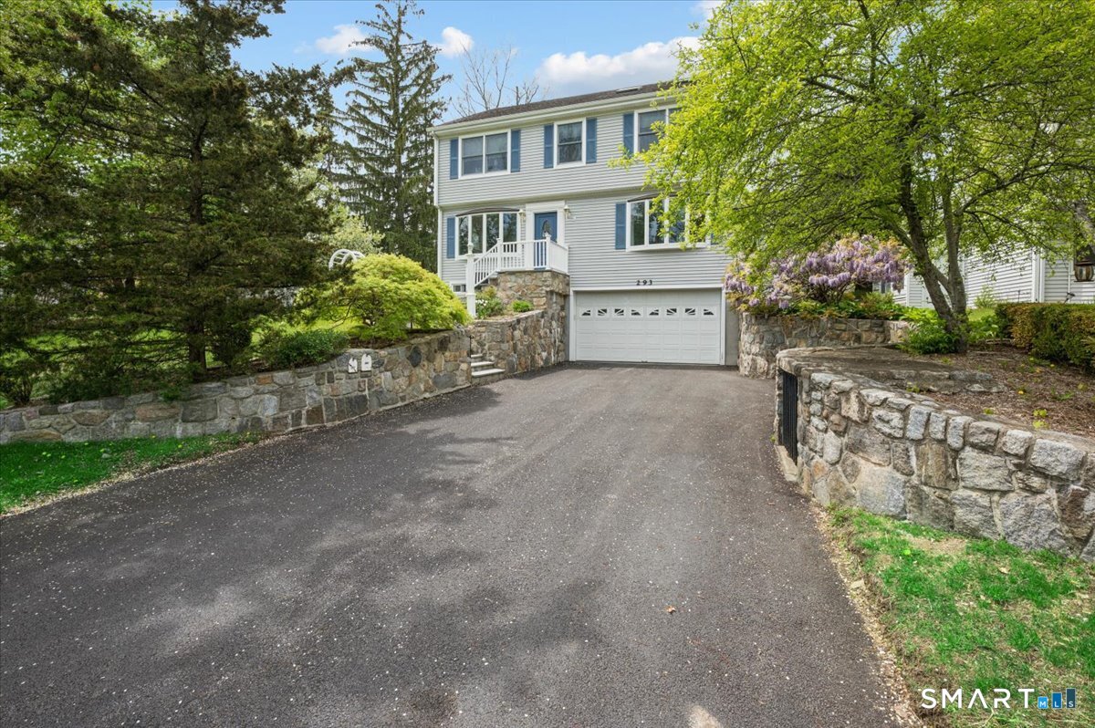 293 Bouton Street West, Stamford, CT 06907 | For Sale at $1,095,000