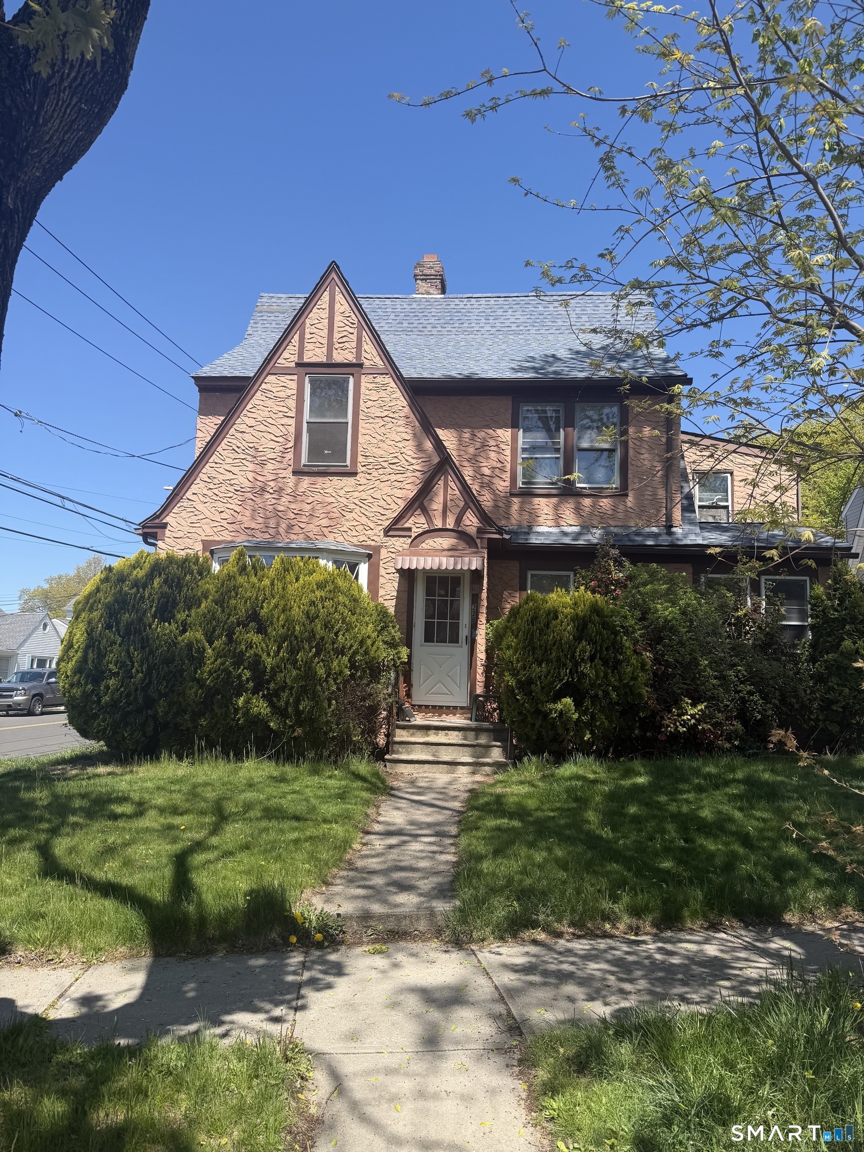 228 Westfield Avenue, Bridgeport, CT 06606 | For Sale at $224,990
