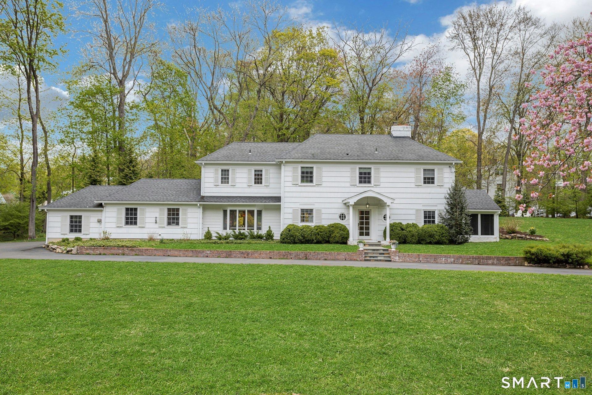 31 Stephanie Lane, Darien, CT 06820 | For Sale at $2,875,000