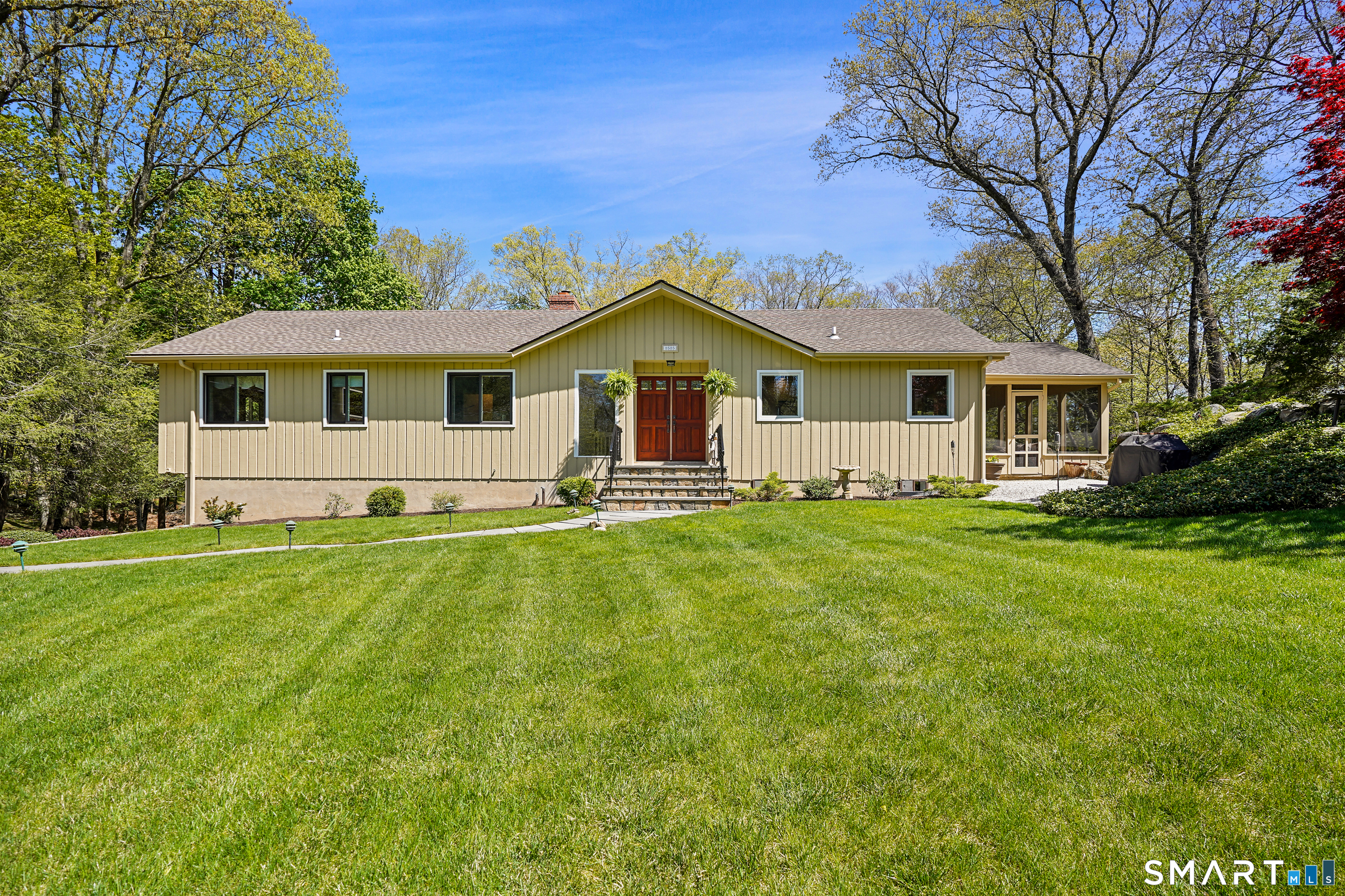 2525 Long Ridge Road, Stamford, CT 06903 | For Sale at $1,299,000