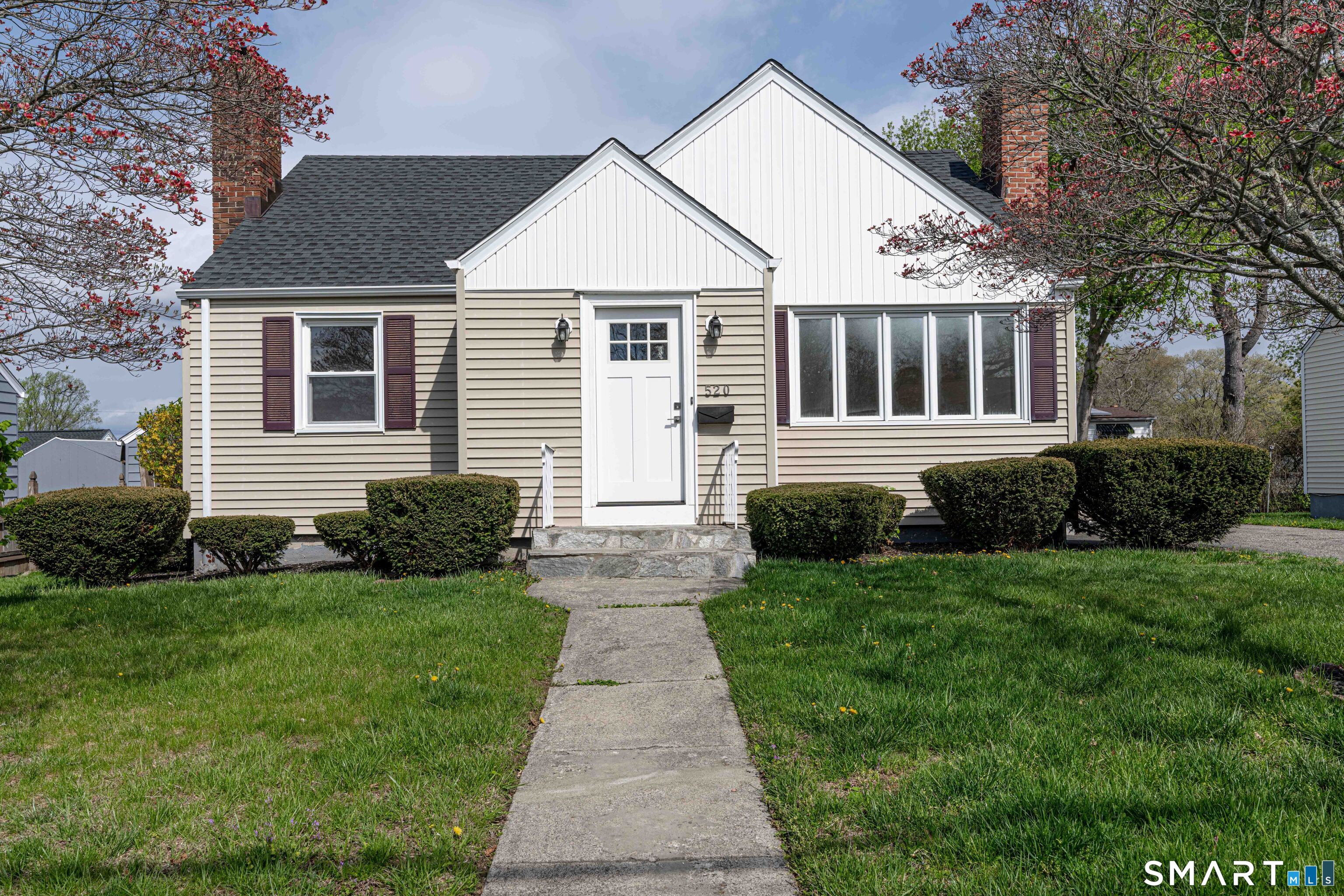520 Goldenrod Avenue, Bridgeport, CT 06606 | For Sale at $450,000