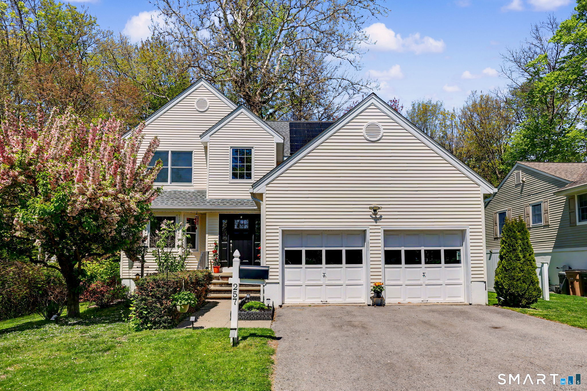257 Silver Hill Lane, Stamford, CT 06905 | For Sale at $1,069,000