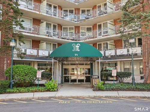  condo home for sale located at 71 Strawberry Hill Avenue, 1016, Stamford, CT 06902