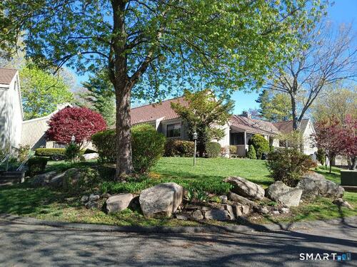  condo home for sale located at 209 Acorn Lane, a, Stratford, CT 06614