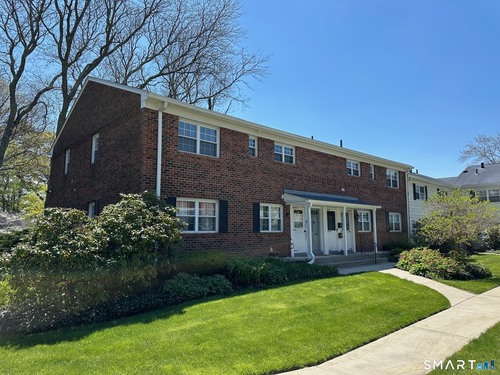  condo home for sale located at 245 Unquowa Road, 44, Fairfield, CT 06824