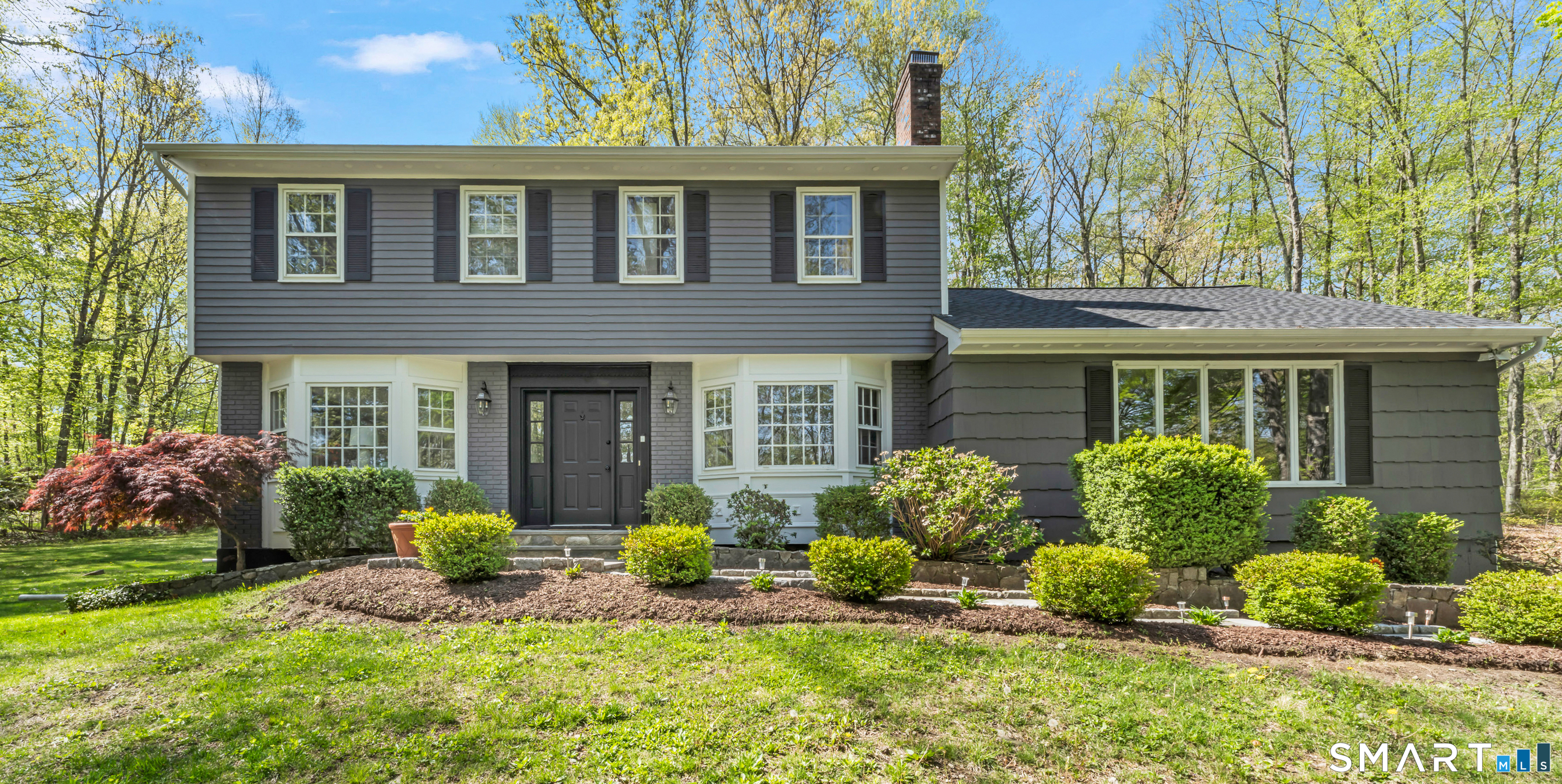 7 Arapaho Road, Brookfield, CT 06804 | For Sale at $750,000