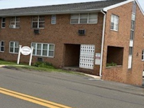  condo home for sale located at 1 Walter Avenue, 49, Norwalk, CT 06851