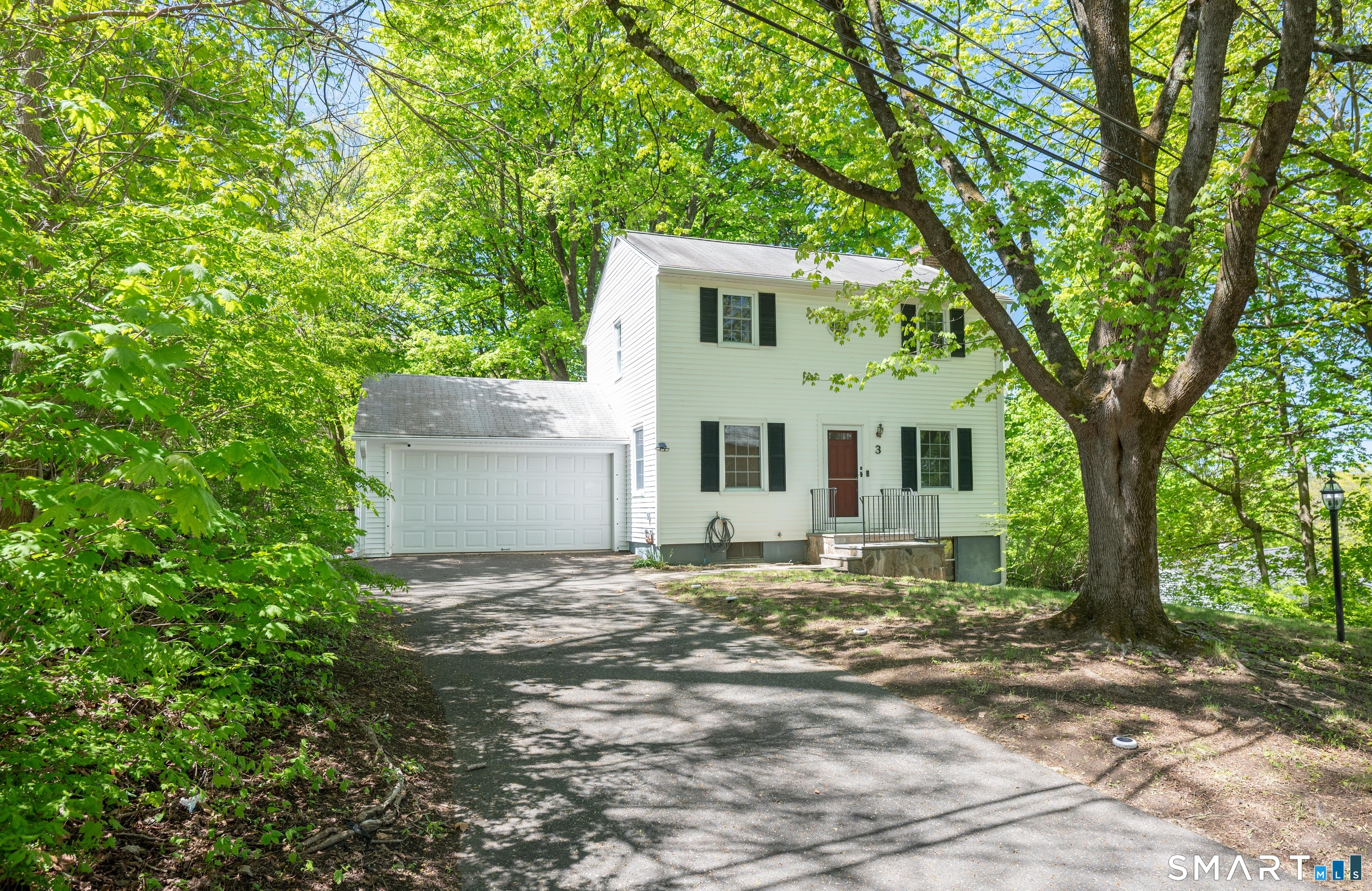 3 Mountain Road, Danbury, CT 06810 | For Sale at $469,900