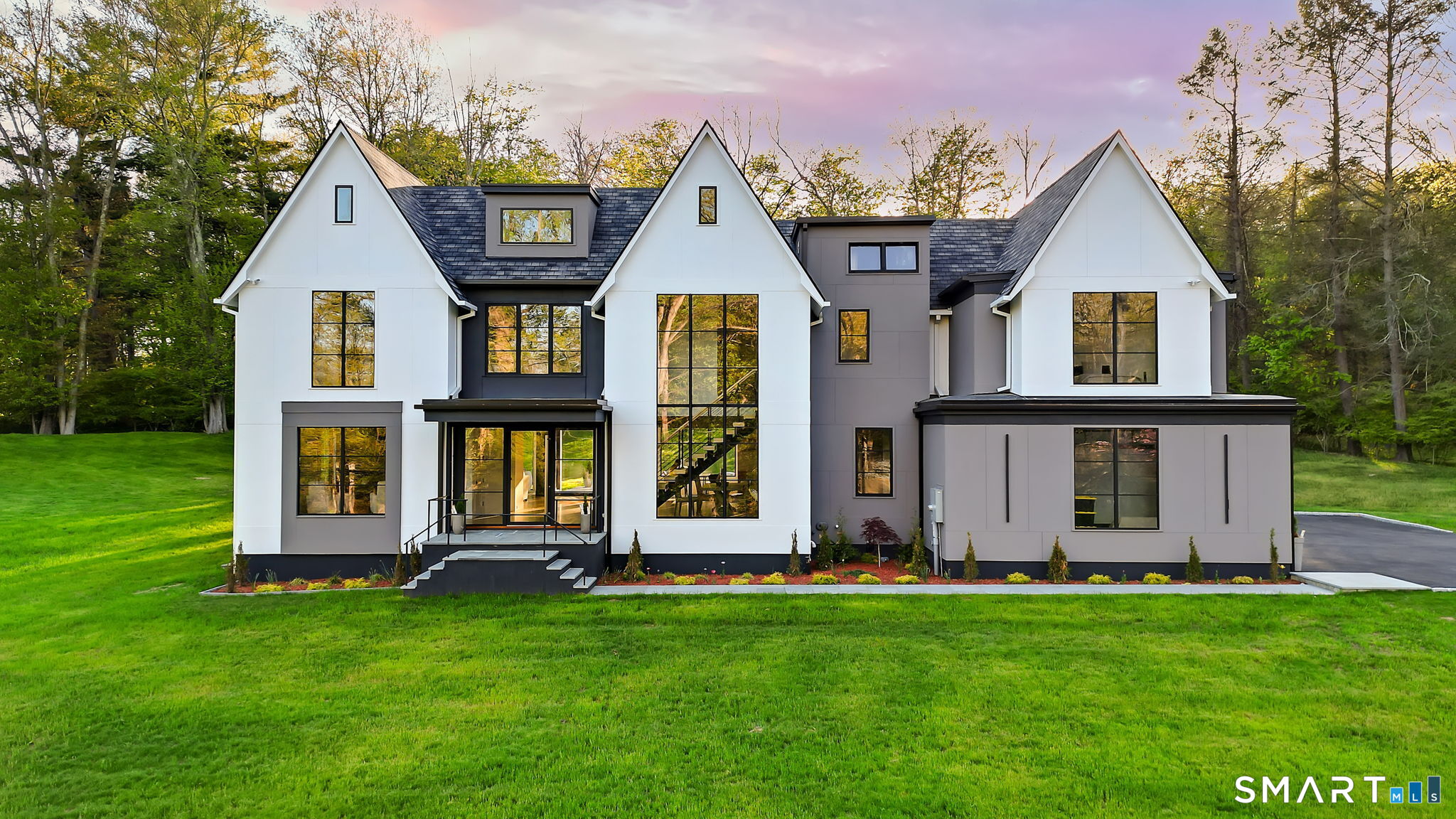 1 Twin Oaks Lane, Westport, CT 06880 | For Sale at $5,500,000