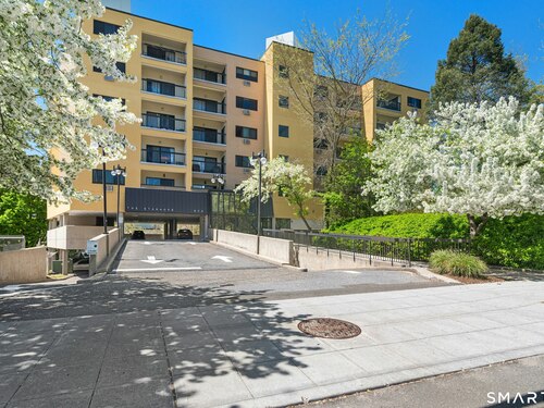  condo home for sale located at 970 Hope Street, 3d, Stamford, CT 06907