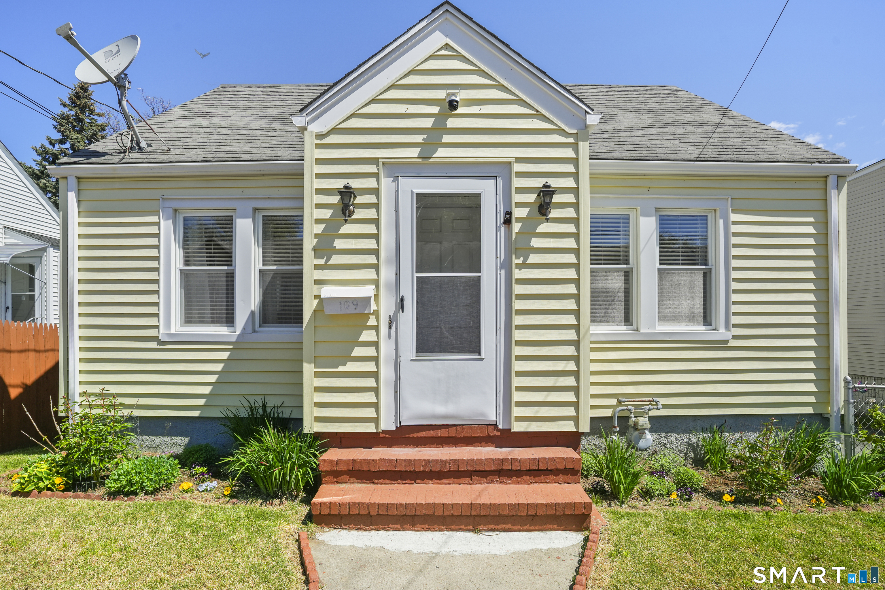 109 Harvey Street, Bridgeport, CT 06610 | For Sale at $379,000
