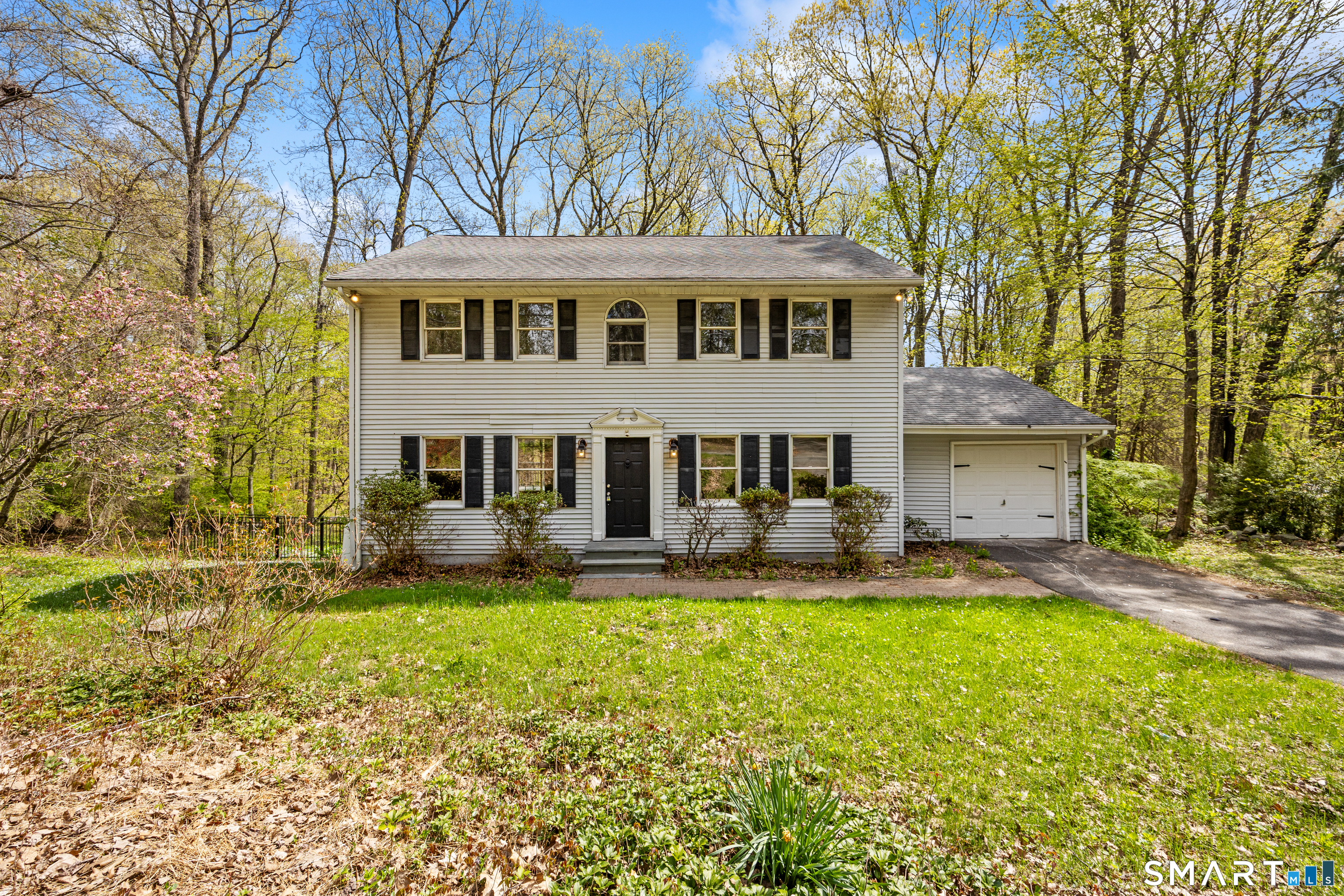 50 Shortwoods Road, New Fairfield, CT 06812 | For Sale at $550,000