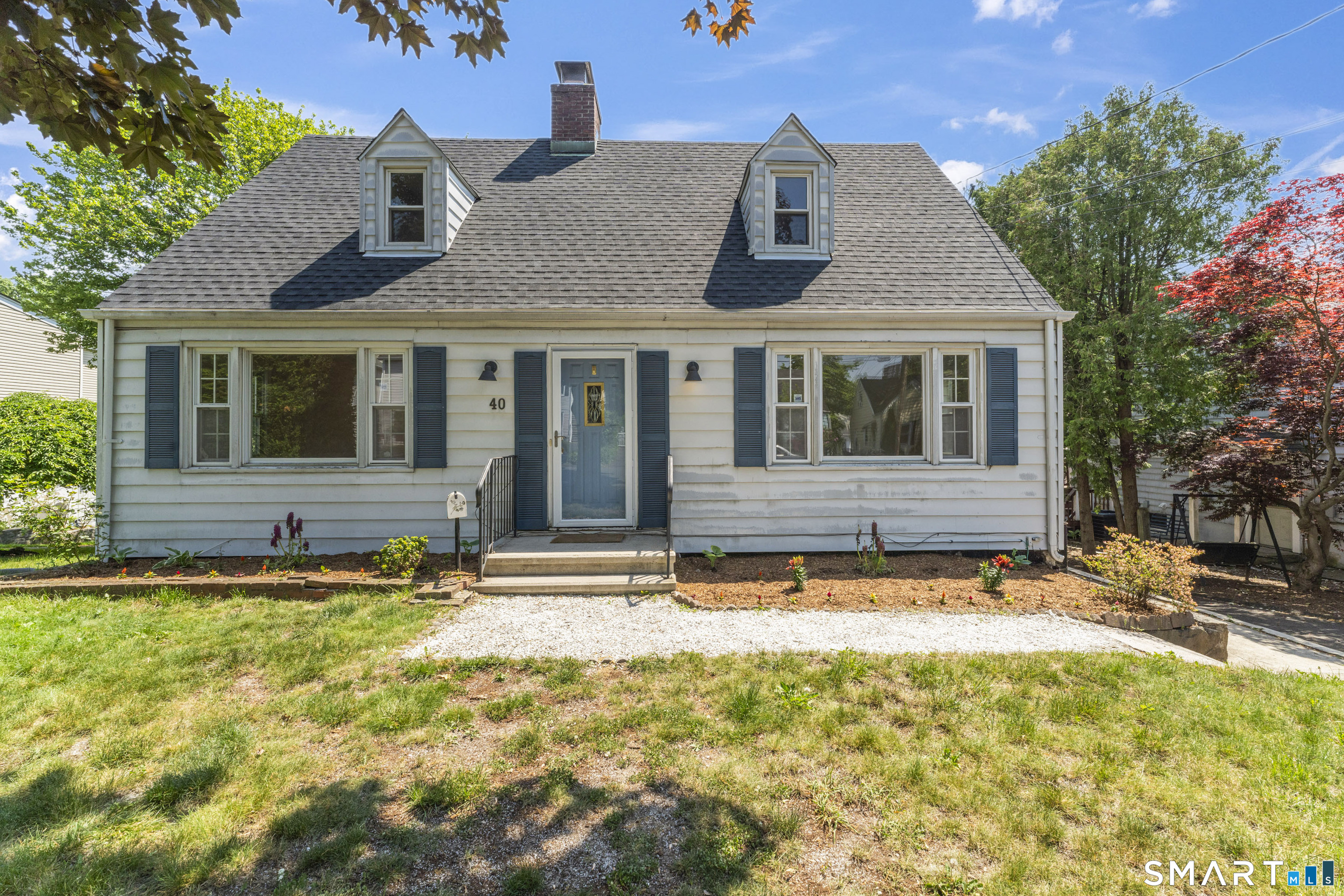 40 Cowan Avenue, Stamford, CT 06906 | For Sale at $625,000