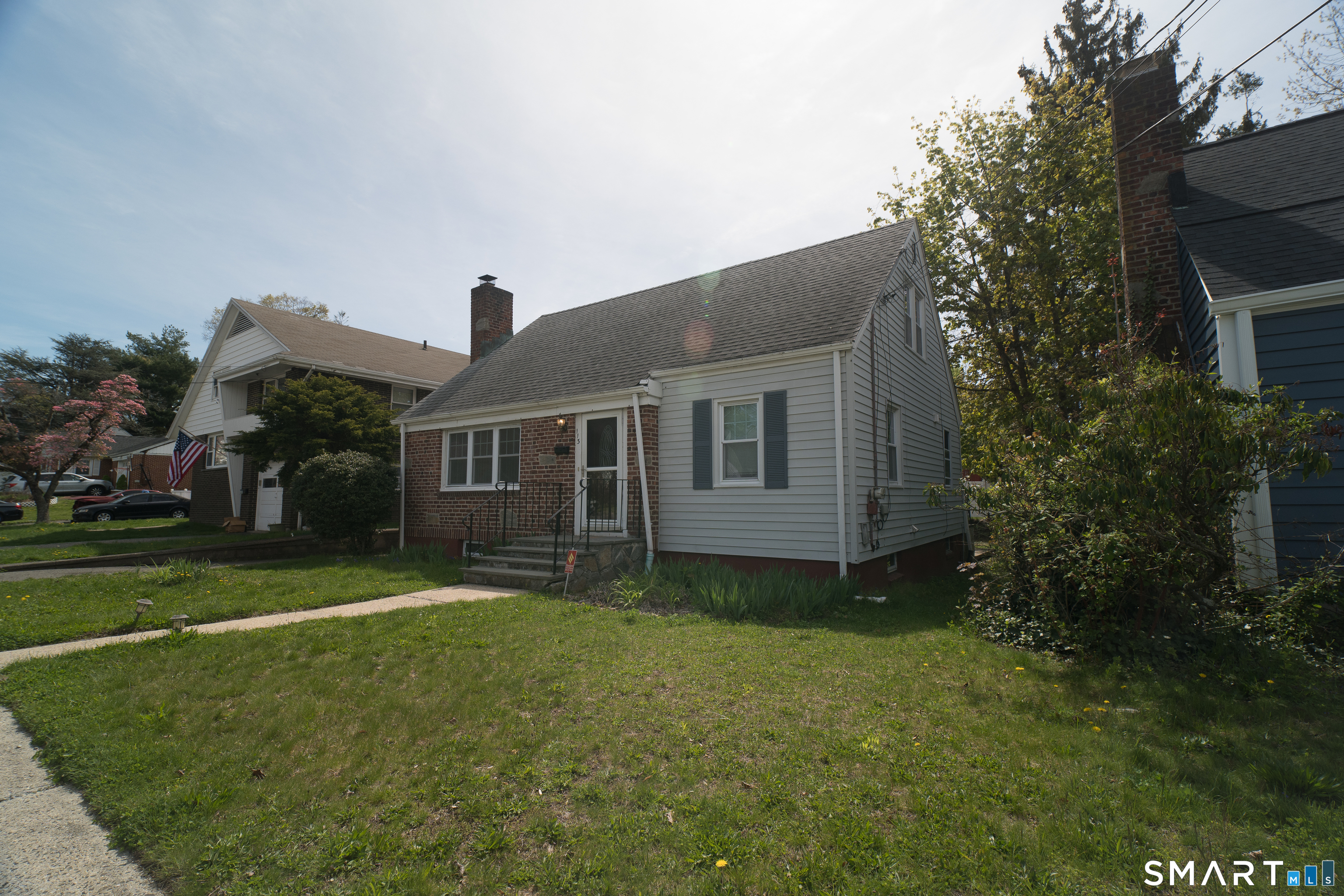 113 Clark Street, Bridgeport, CT 06606 | For Sale at $500,000