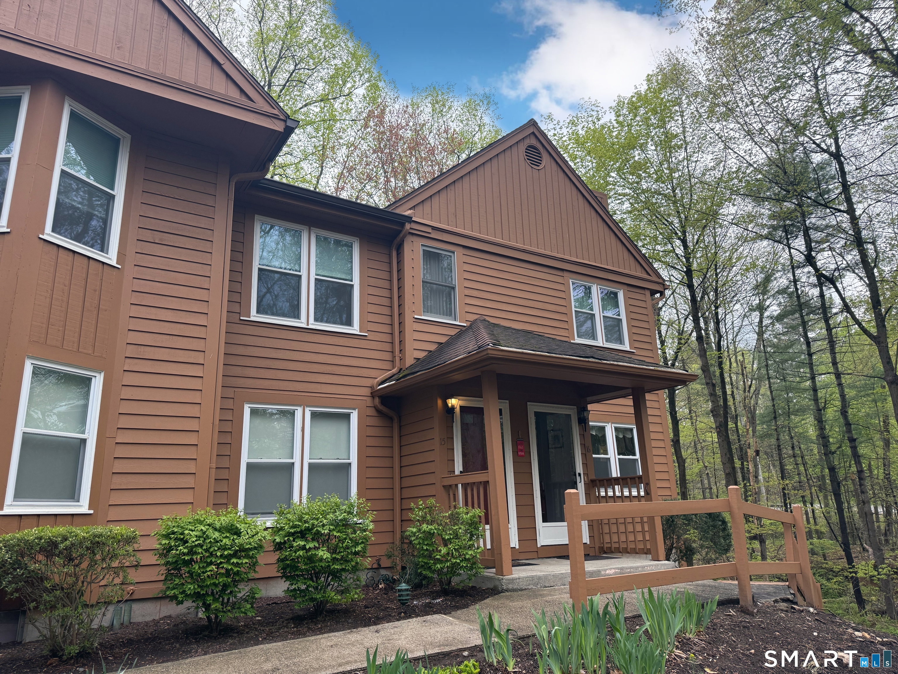 15 Pine Needle Drive, 15, Shelton, CT 06484 | For Sale at $399,900