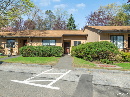  condo home for sale located at 530 Asbury Ridge, 530, Shelton, CT 06484
