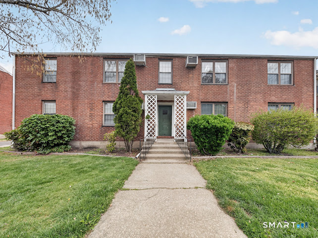 49 Mencel Circle, b, Bridgeport, CT 06610 | For Sale at $259,000