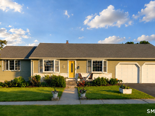  single family home for sale located at 125 Mcleod Place, Stratford, CT 06614