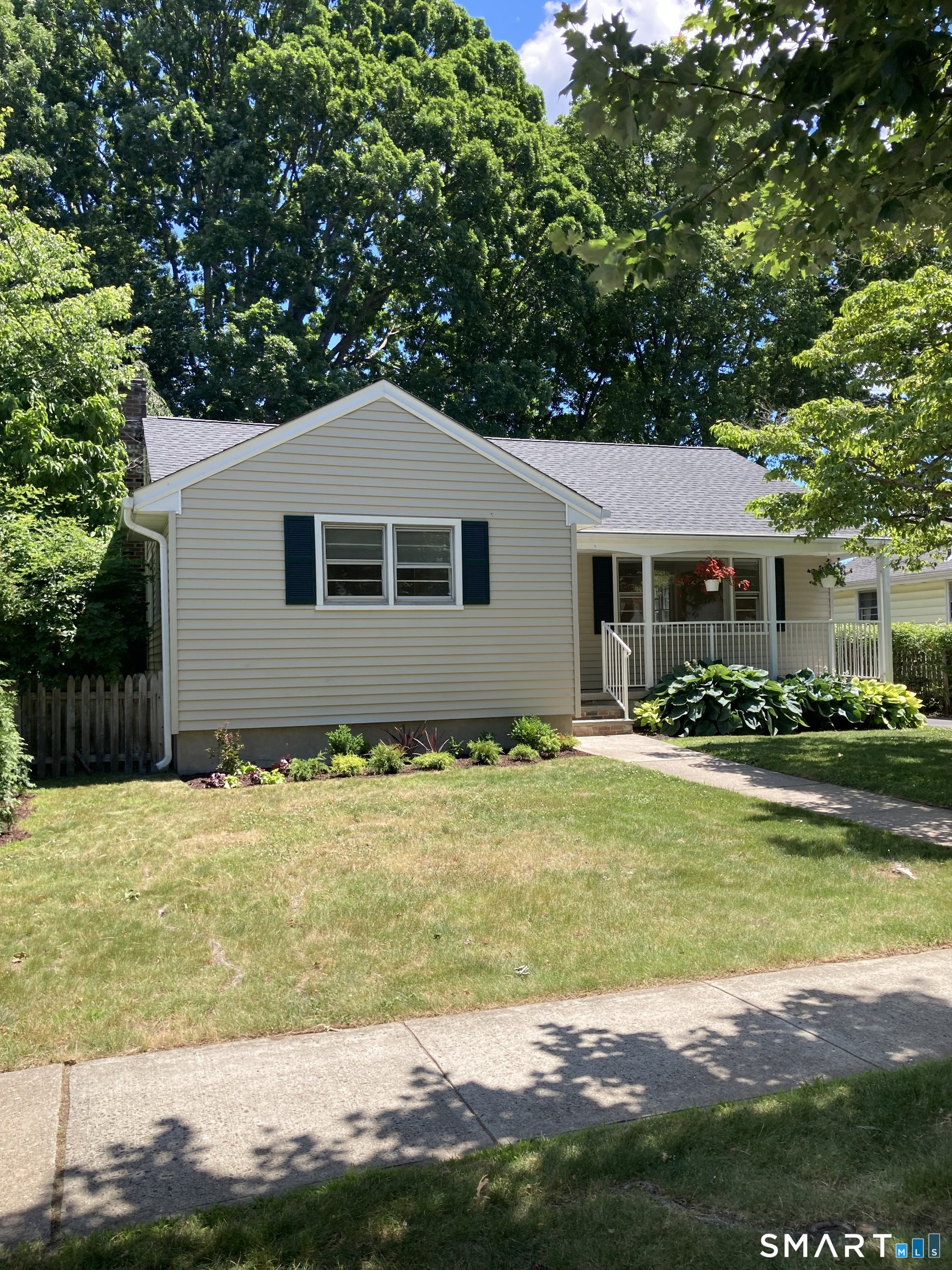 140 Spring Street, Stratford, CT 06614 | For Sale at $545,000
