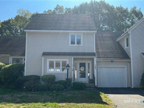  townhouse condo for sale located at 162 Pheasant Ridge, 162, Shelton, CT 06484