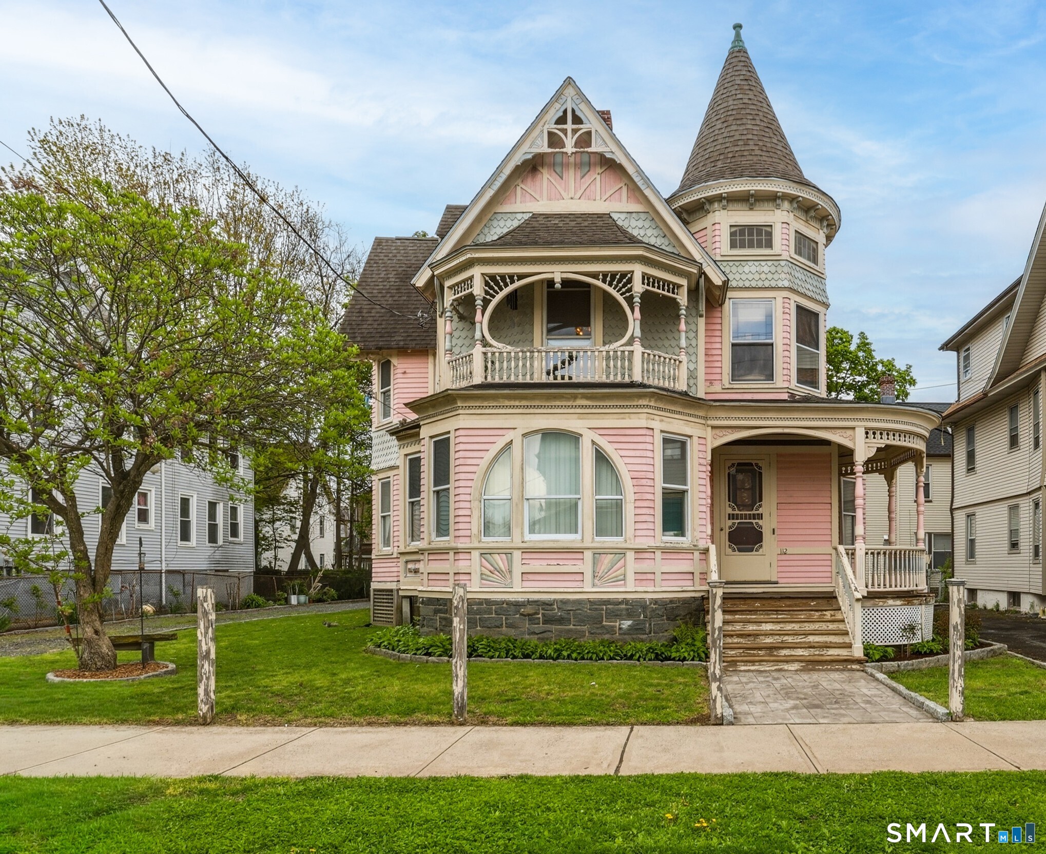 112 Benham Avenue, Bridgeport, CT 06604 | For Sale at $419,900