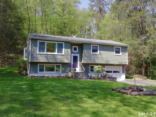  single family home for sale located at 6 Hillside Court, Brookfield, CT 06804