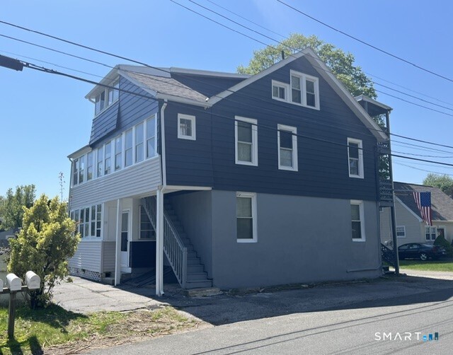 21 Gordon Avenue, Shelton, CT 06484 | For Sale at $700,000