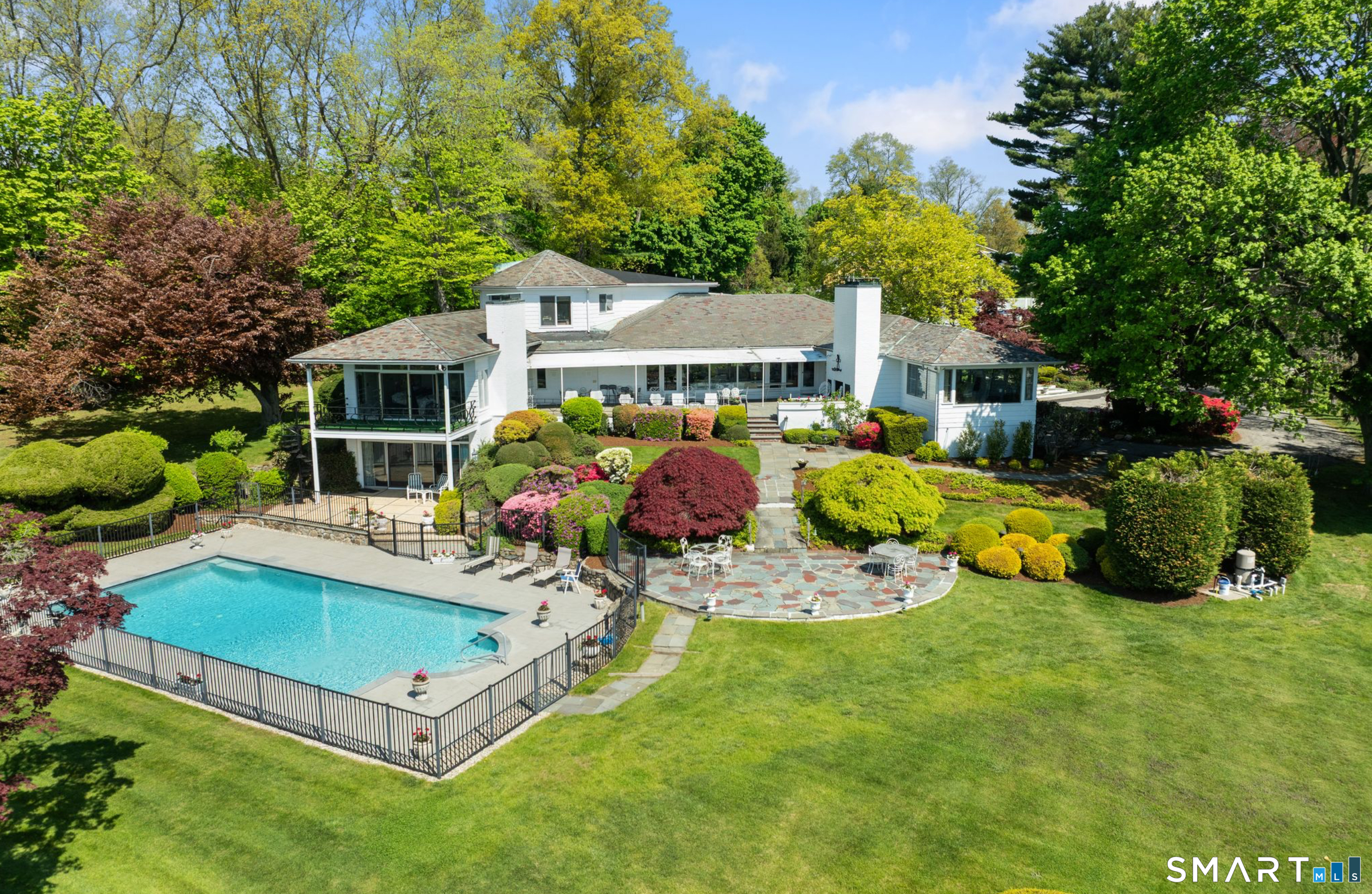 7 Sasqua Road, Norwalk, CT 06855 | For Sale at $2,750,000