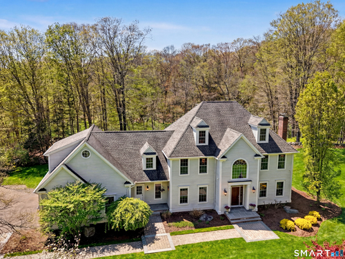  single family home for sale located at 10 Chapman Place, Redding, CT 06896