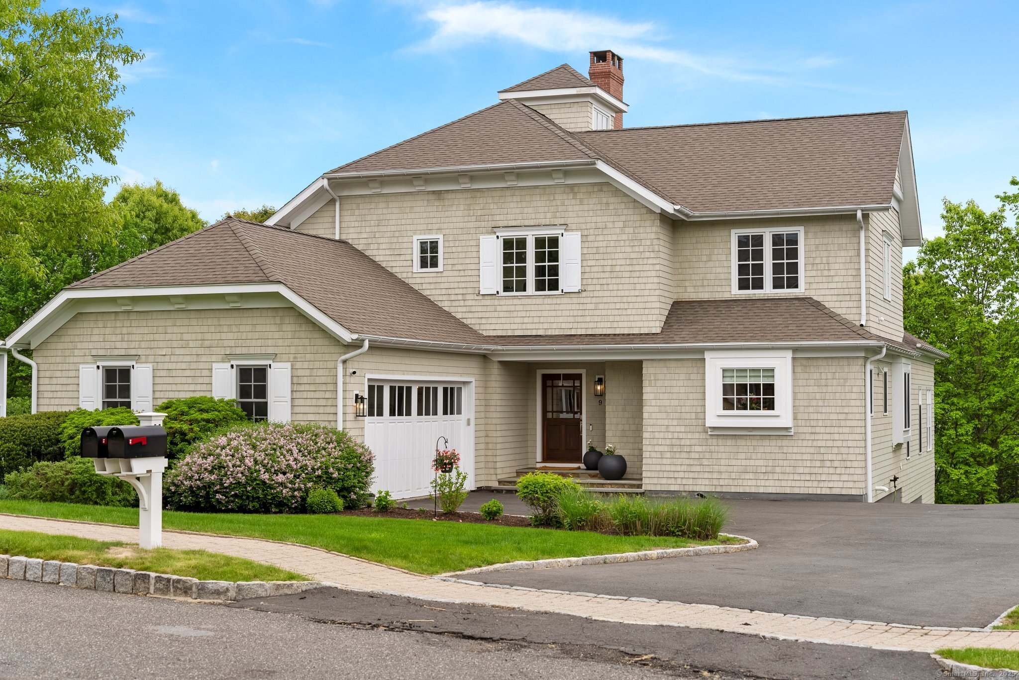 9 Damia Drive, 9, Danbury, CT 06810 | For Sale at $1,250,000