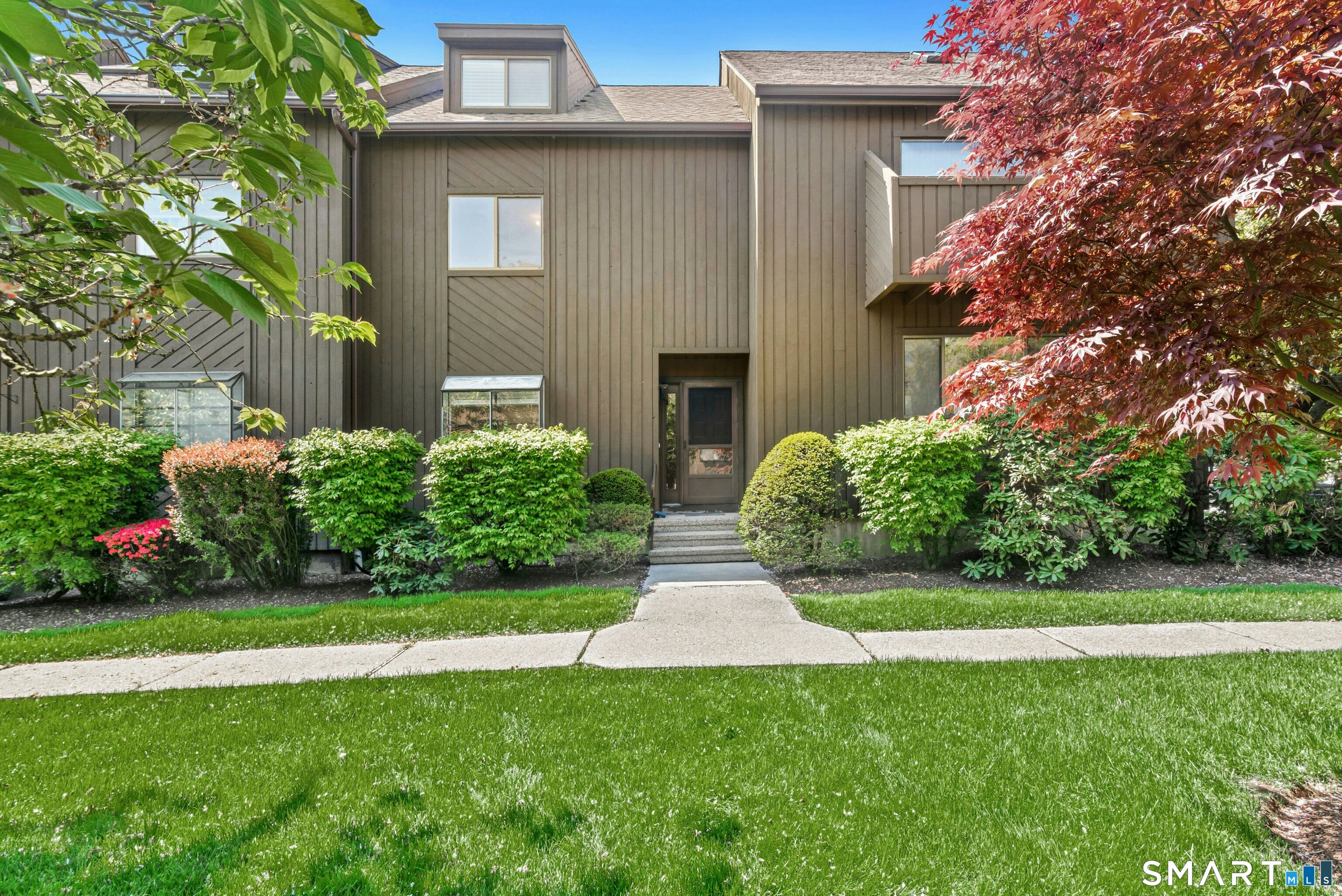 455 Hope Street, 1c, Stamford, CT 06906 | For Sale at $705,000