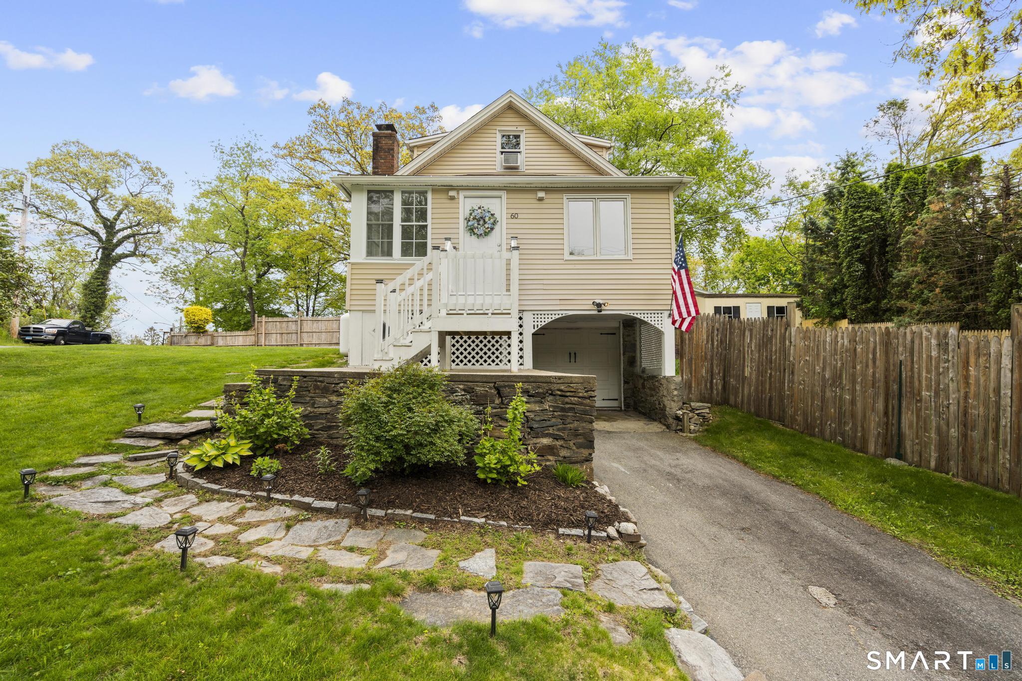 60 Shinnacock Trail, Shelton, CT 06484 | For Sale at $429,900