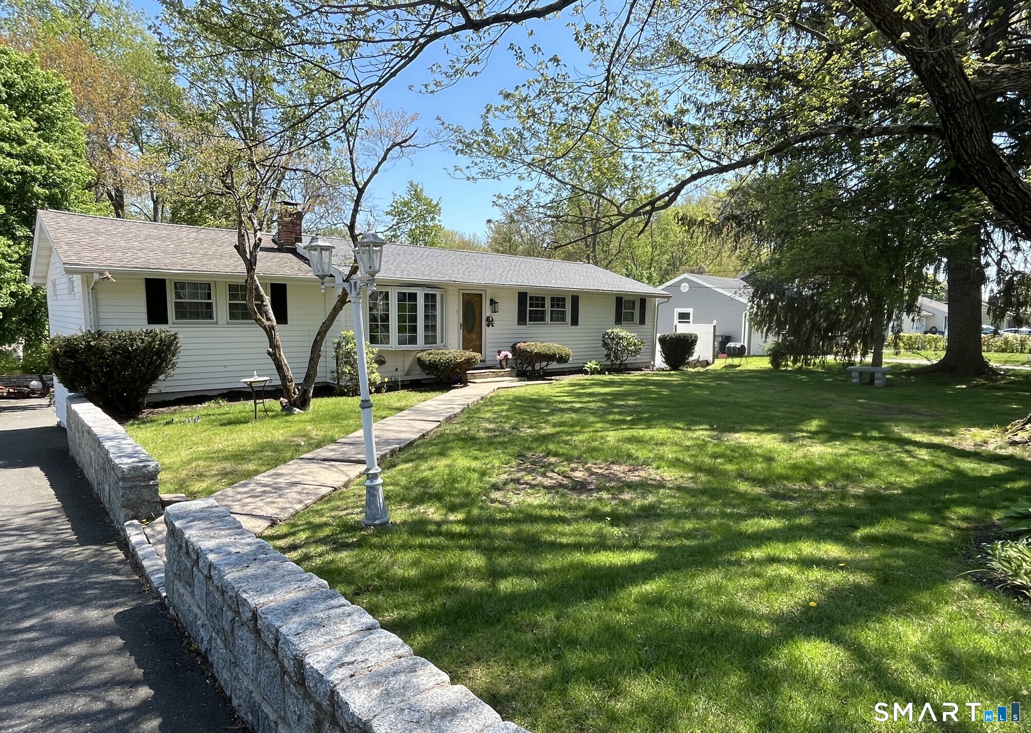 43 Meadowbrook Road, Danbury, CT 06811 | For Sale at $519,000