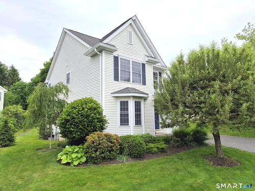  condo home for sale located at 111 Logging Trail Road, 111, Danbury, CT 06811