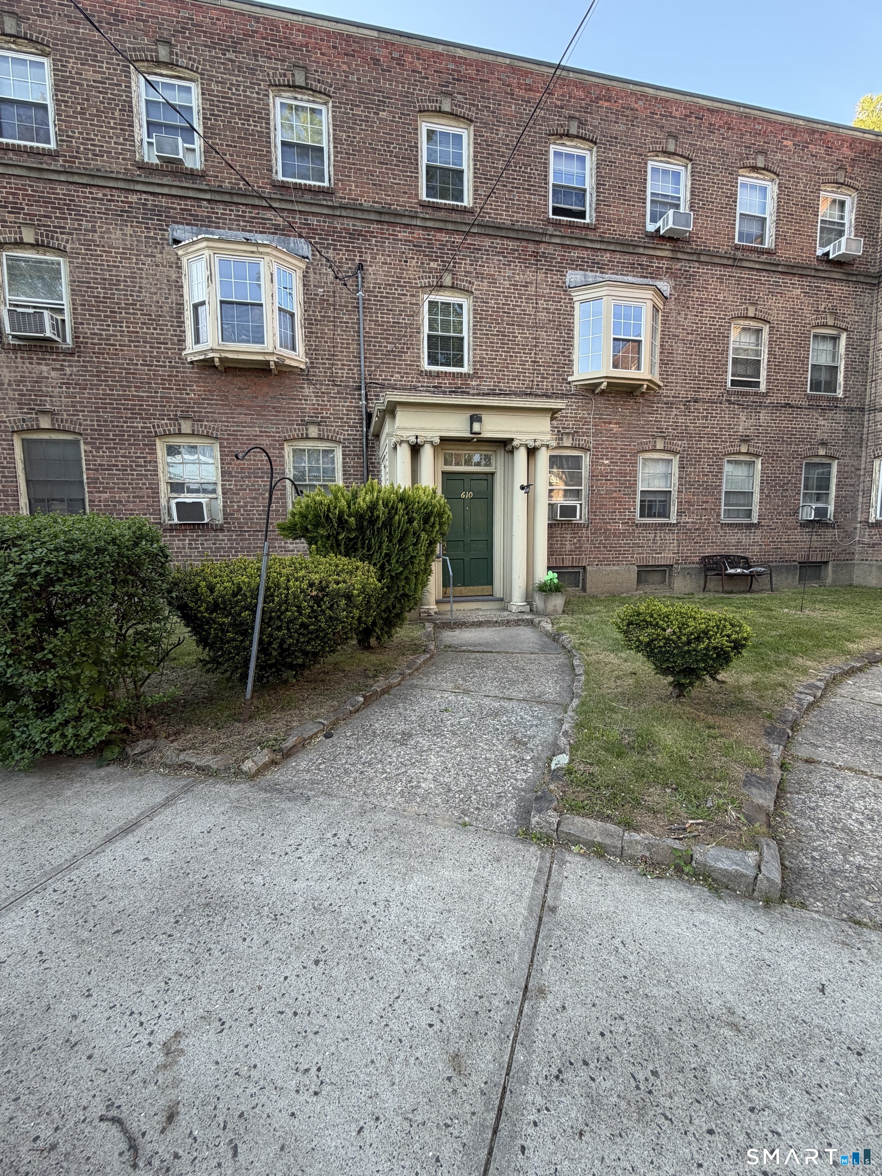 610 Wilmot Avenue, 6, Bridgeport, CT 06607 | For Sale at $65,500
