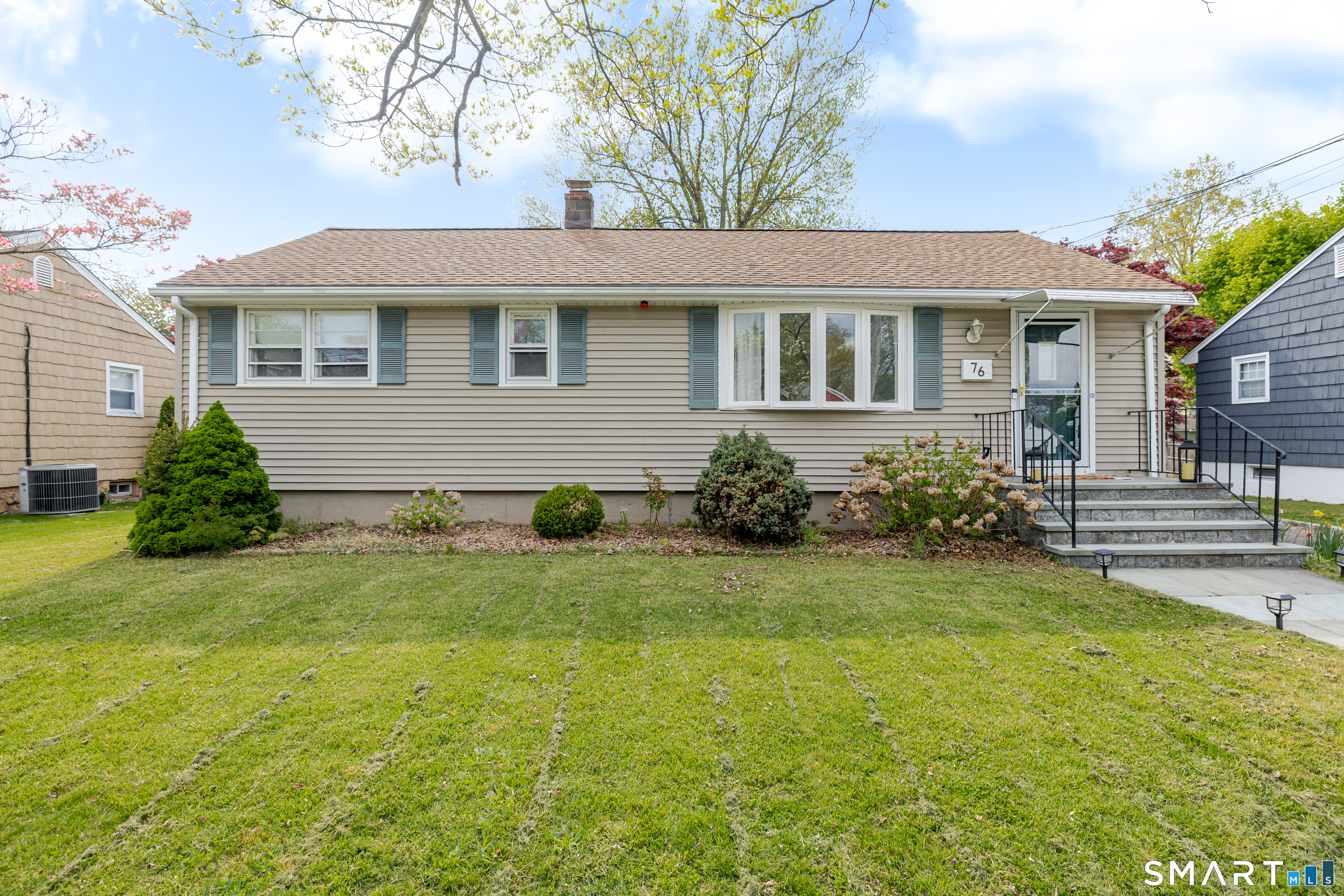 76 Geneva Terrace, Fairfield, CT 06824 | For Sale at $884,900