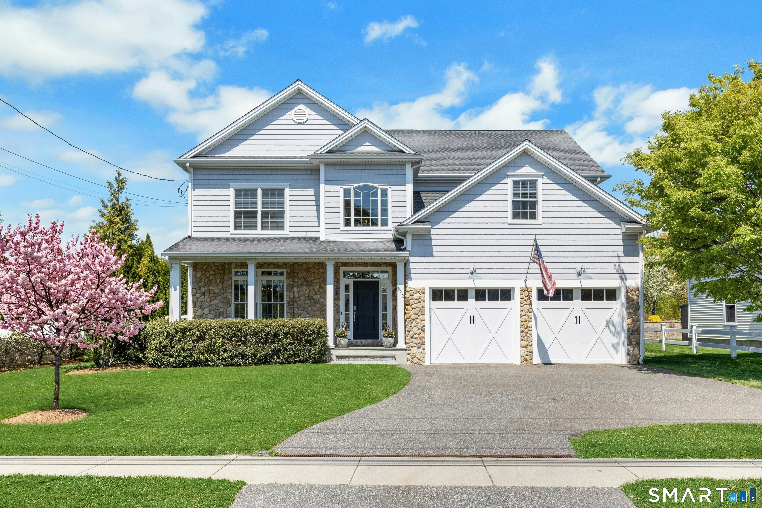 692 Stillson Road, Fairfield, CT 06824 | For Sale at $1,645,000