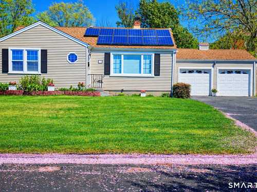  single family home for sale located at 174 Light Street, Stratford, CT 06614