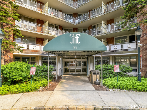  condo home for sale located at 71 Strawberry Hill Avenue, 1010, Stamford, CT 06902