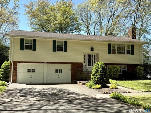  single family home for sale located at 75 Masna Place, Stratford, CT 06614