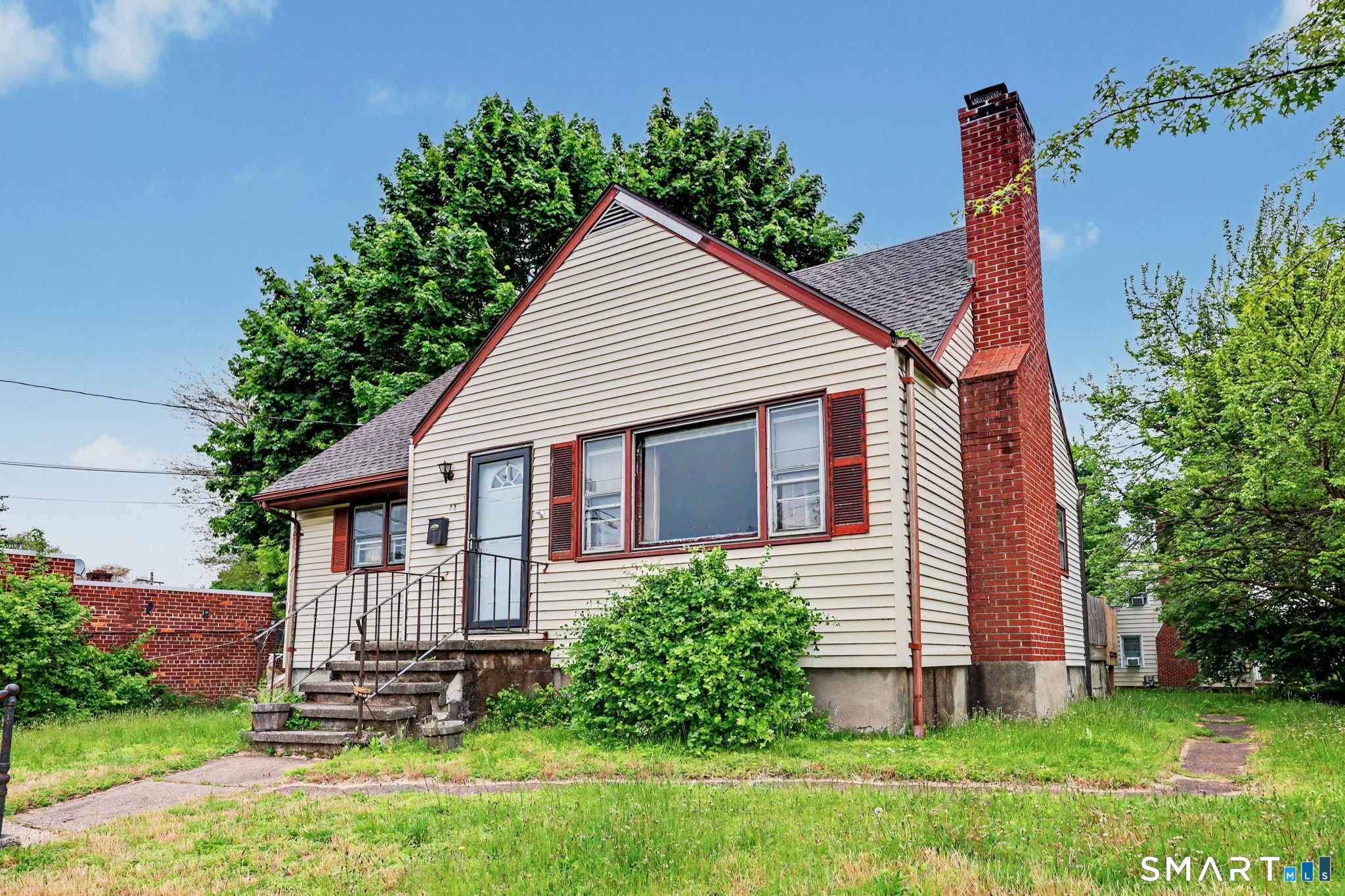 884 Wood Avenue, Bridgeport, CT 06604 | For Sale at $359,900
