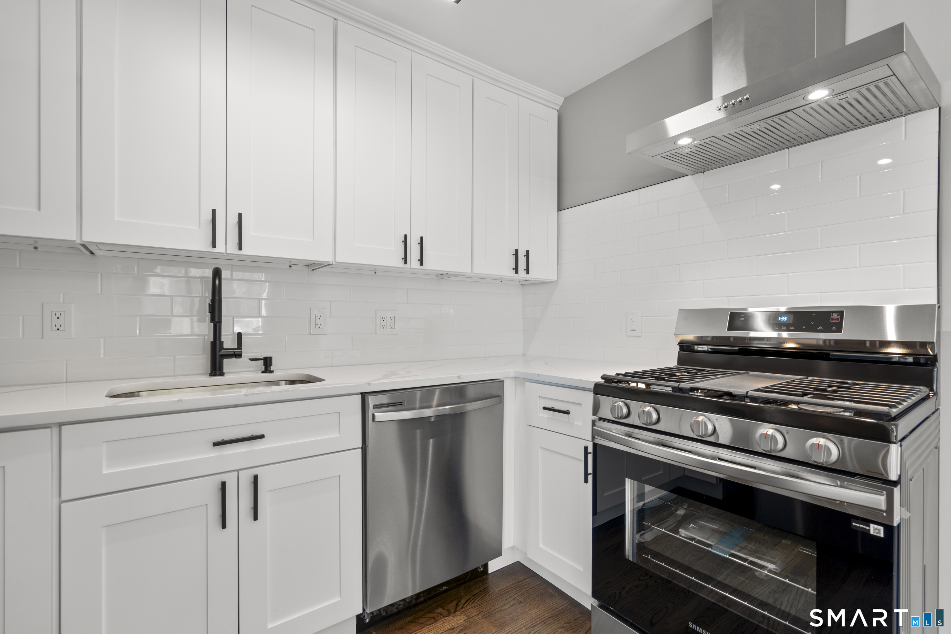 105 Richmond Hill Avenue, 2, Stamford, CT 06902 | For Sale at $314,990