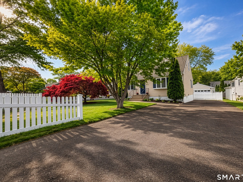  single family home for sale located at 1710 Stratfield Road, Fairfield, CT 06825
