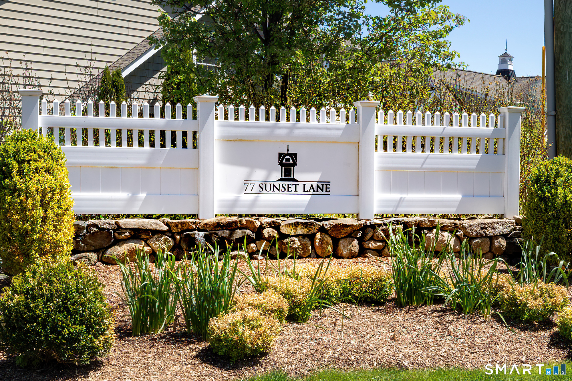 77 Sunset Lane, 215, Ridgefield, CT 06877 | For Sale at $899,000