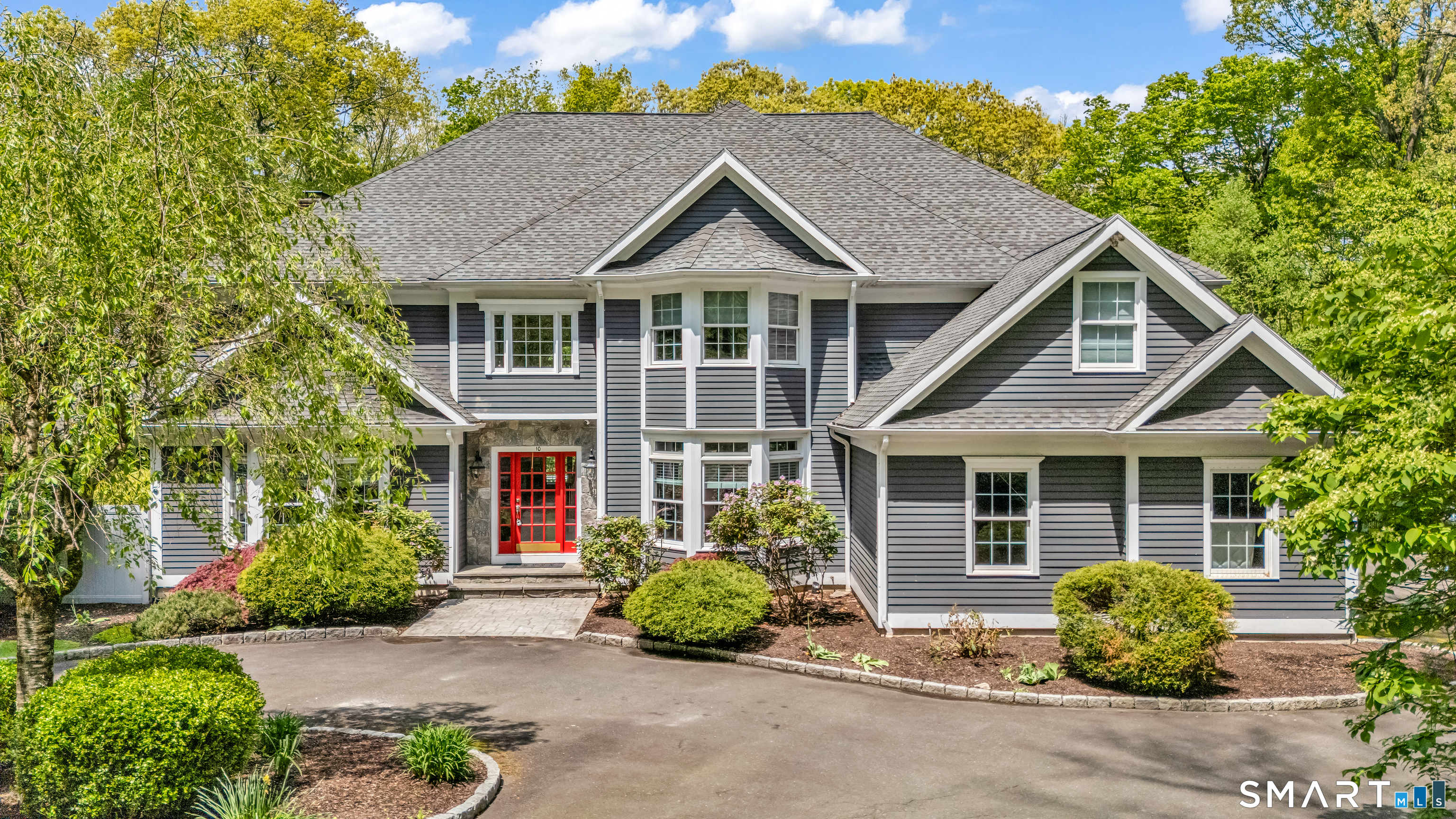 10 Arthurs Court, Newtown, CT 06470 | For Sale at $1,475,000
