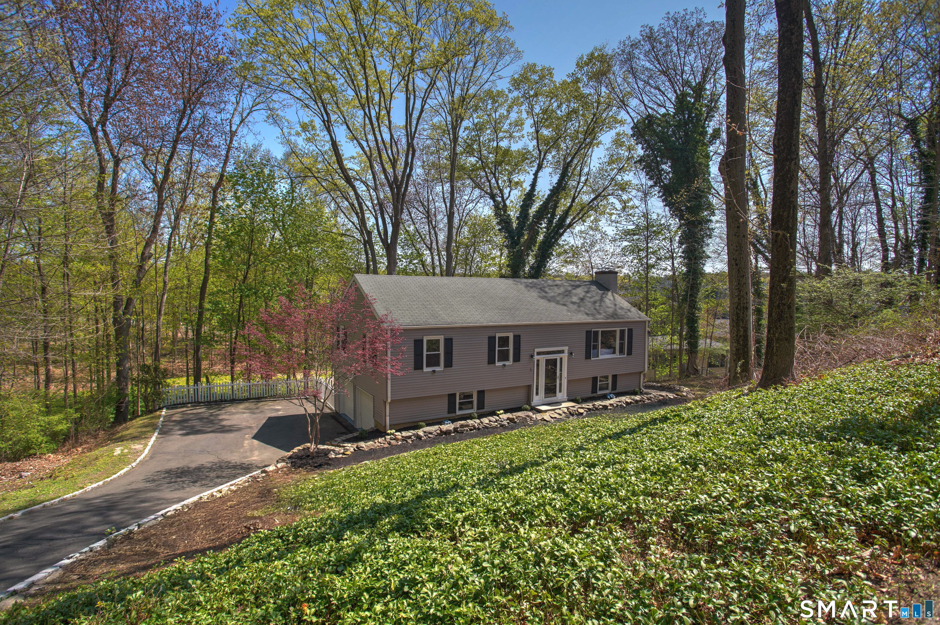 5 Edge Hill Trail, Westport, CT 06880 | Sold at $1,050,000