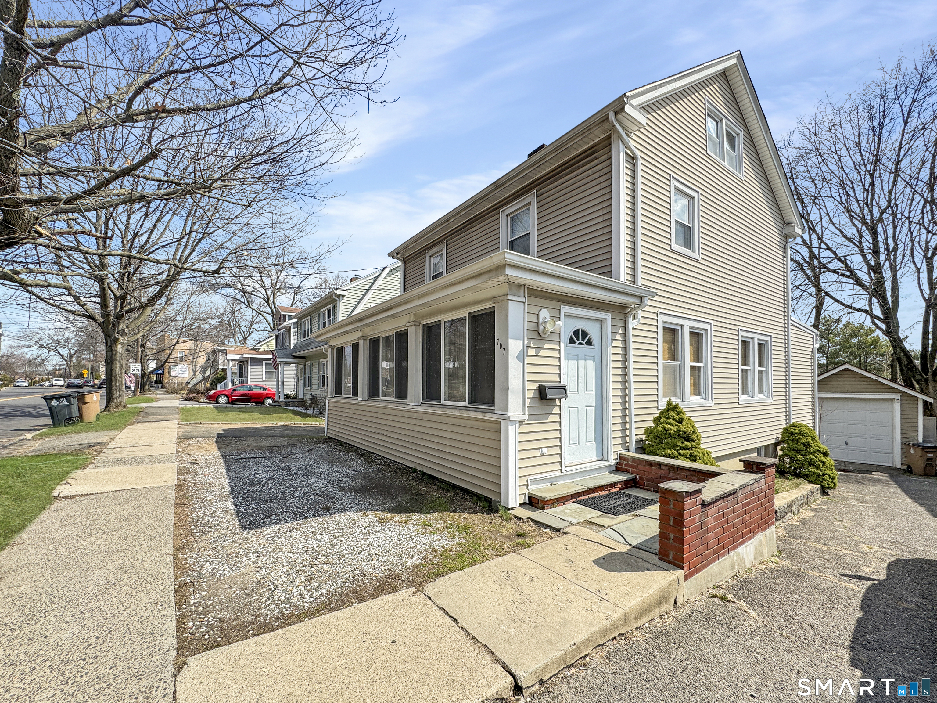 707 Hope Street, Stamford, CT 06907 | For Sale at $689,000