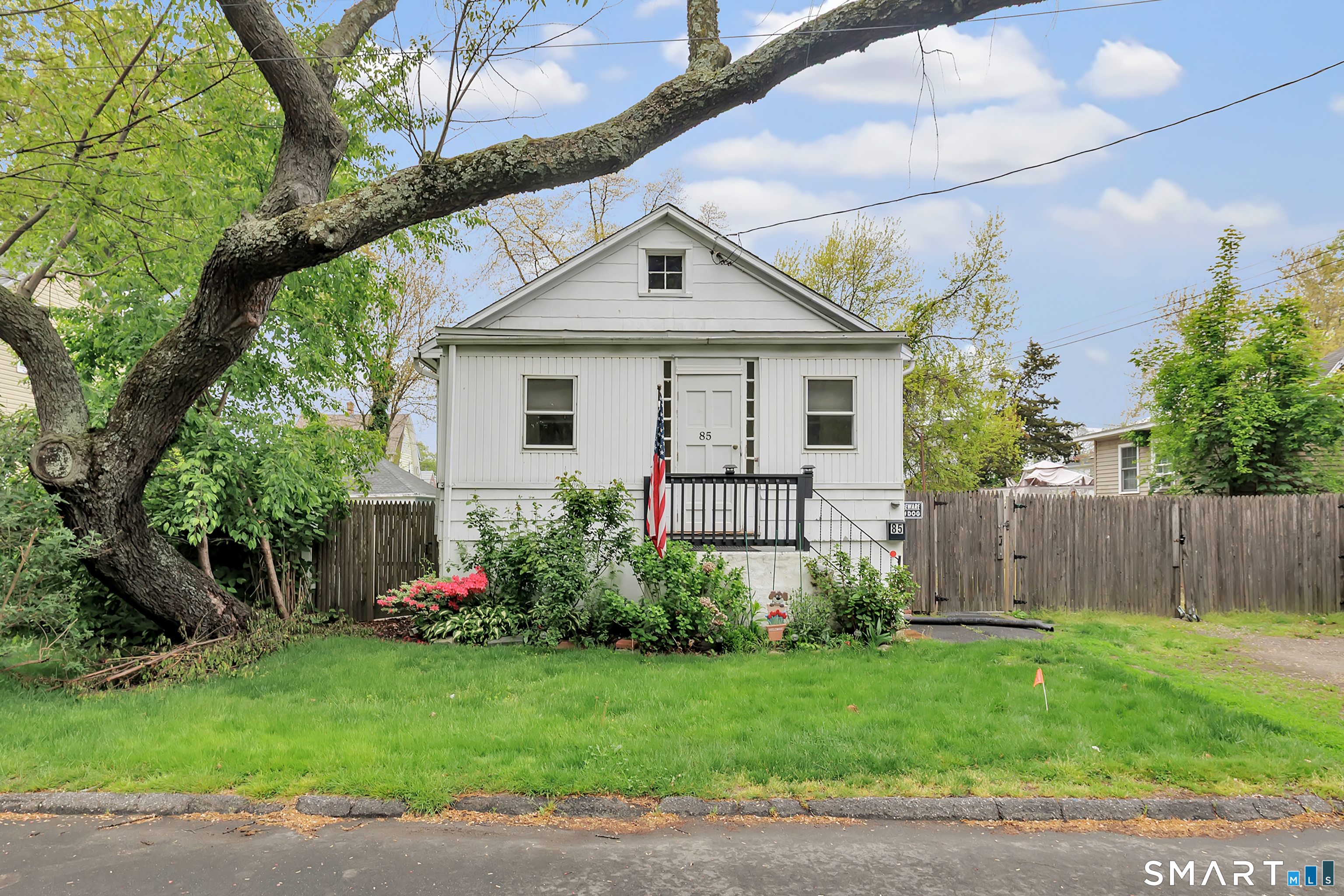 85 Drome Avenue, Stratford, CT 06615 | For Sale at $310,000